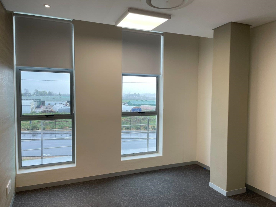 To Let commercial Property for Rent in Paarl Western Cape